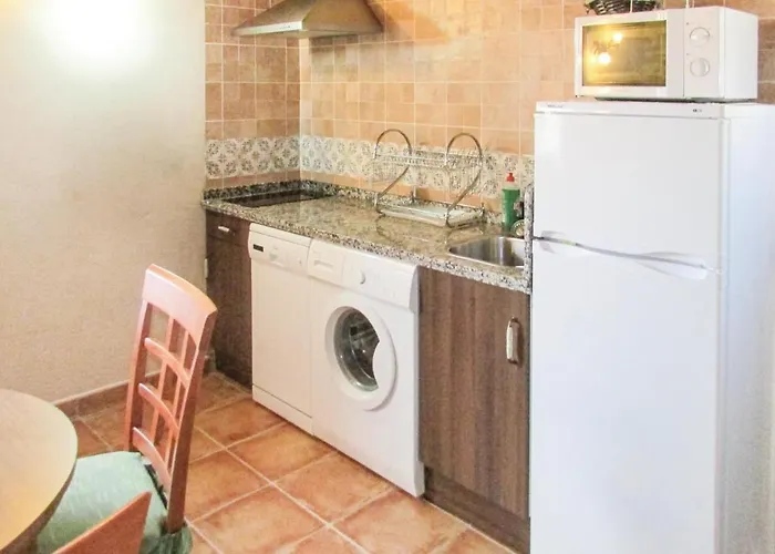 Feriehus Lovely In Aldeanue De La Sierra *