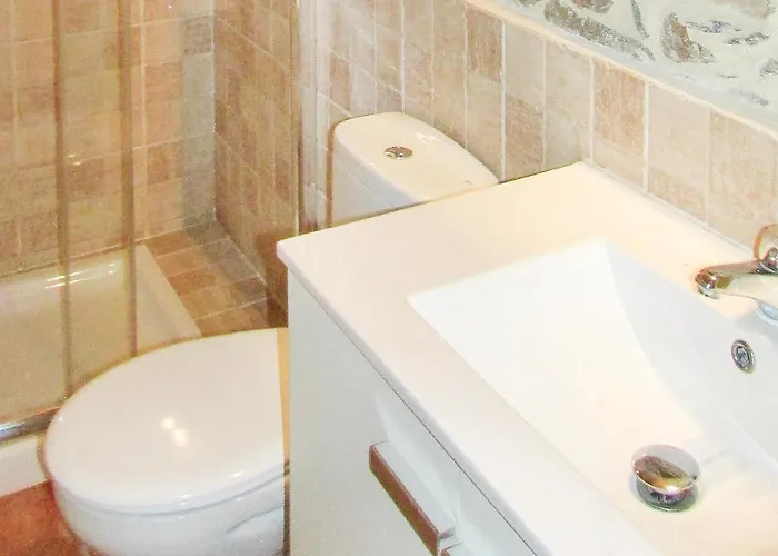 Feriehus Lovely In Aldeanue De La Sierra